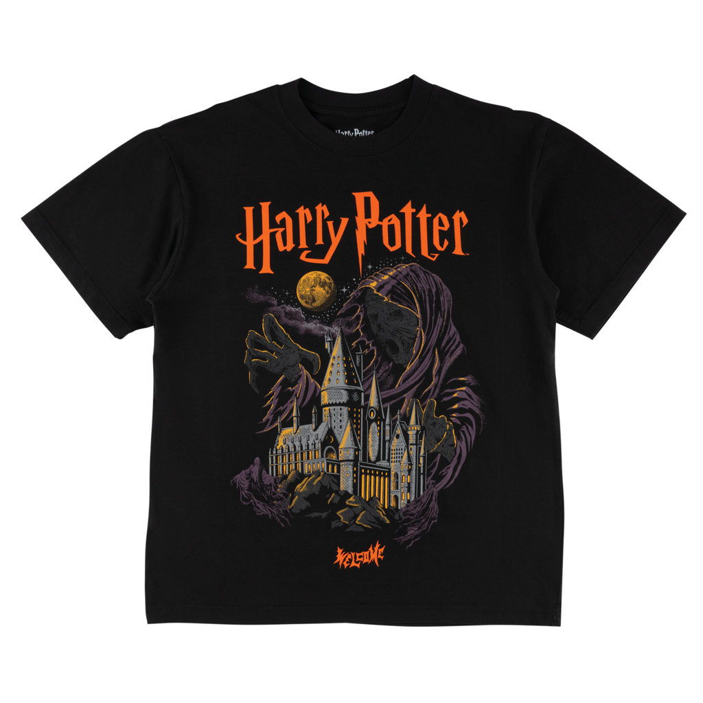 Black t-shirt with Harry Potter design featuring a castle and owl on a white background