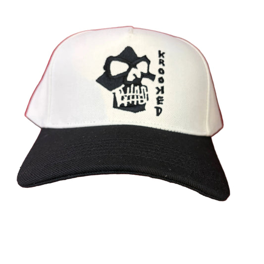 Krooked skulls hat off white with black skull and bill