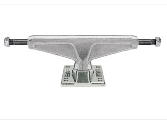 Venture V8 Polished trucks - Plus Skateboarding