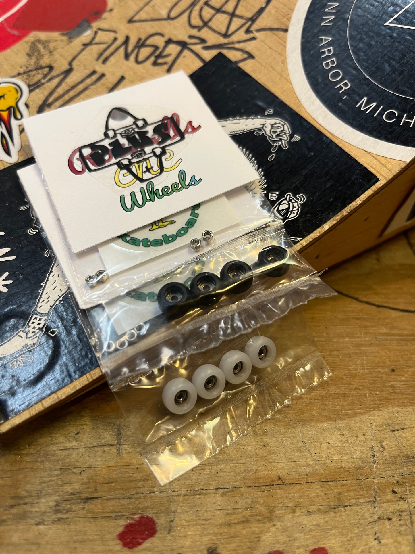 PLUS Fingerboard Wheel Set - Plus Skateboarding